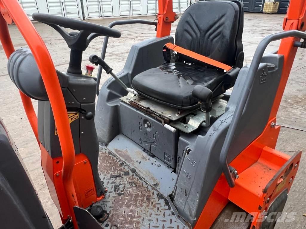 Hamm HD 12 VV Ikerdobos hengerek