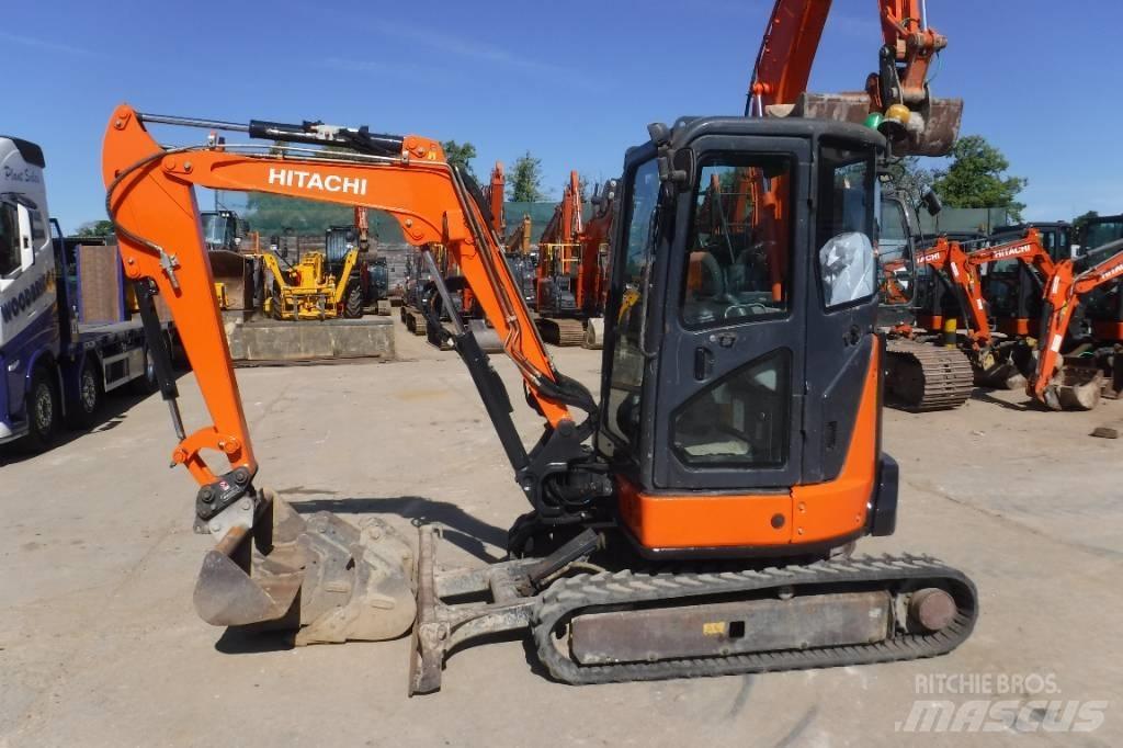 Hitachi ZX 33 U-5A Mini kotrók < 7t