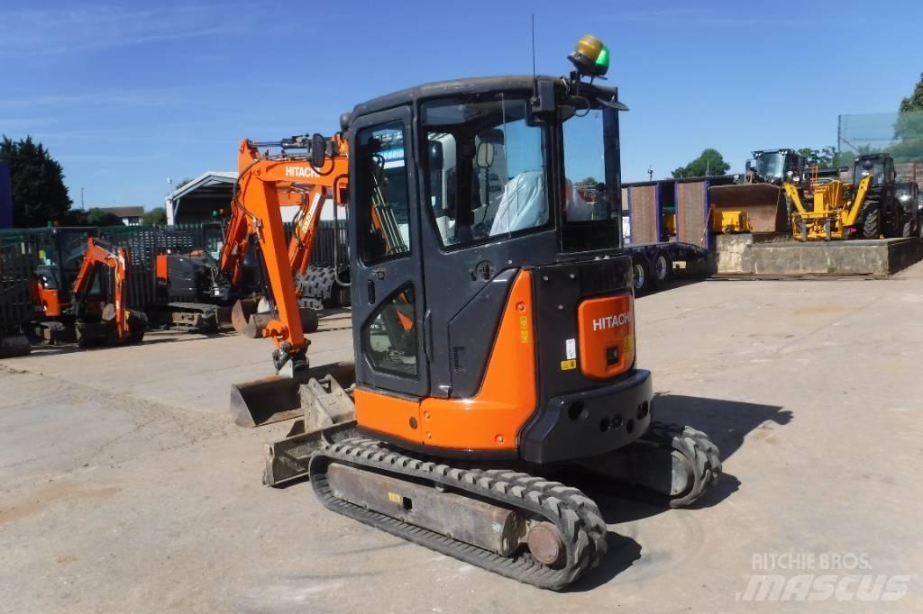Hitachi ZX 33 U-5A Mini kotrók < 7t
