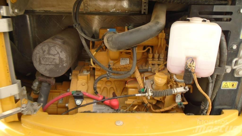CAT 303.5 E CR Mini kotrók < 7t