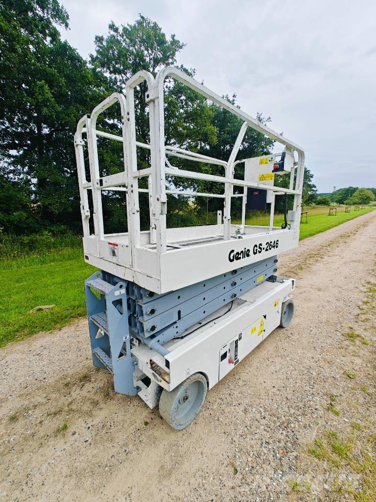 Genie 2646 Ollós emelők