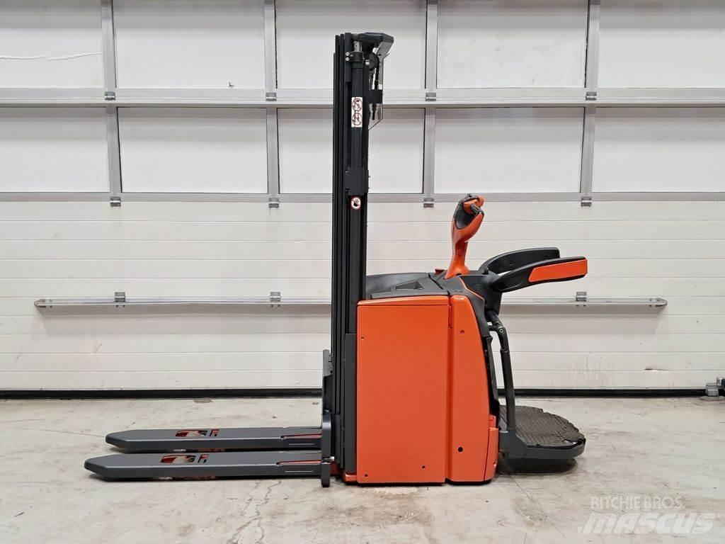 Linde L14 AP Gyalogkíséretű targonca