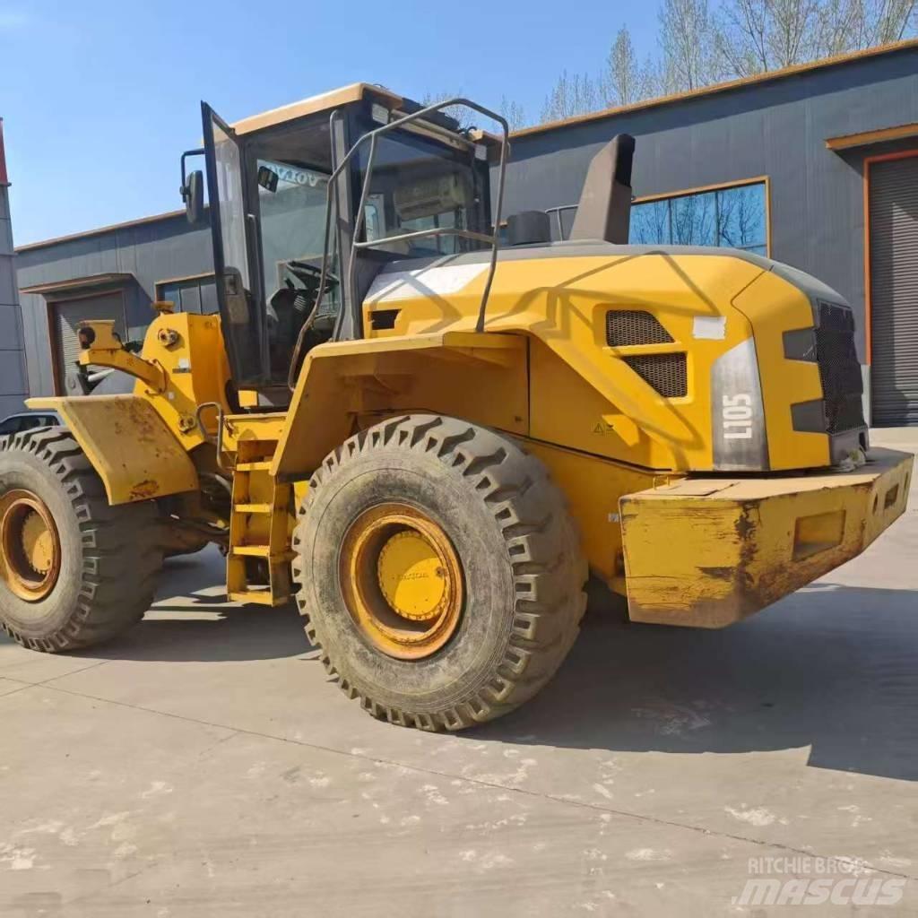 Volvo L 105 Gumikerekes homlokrakodók