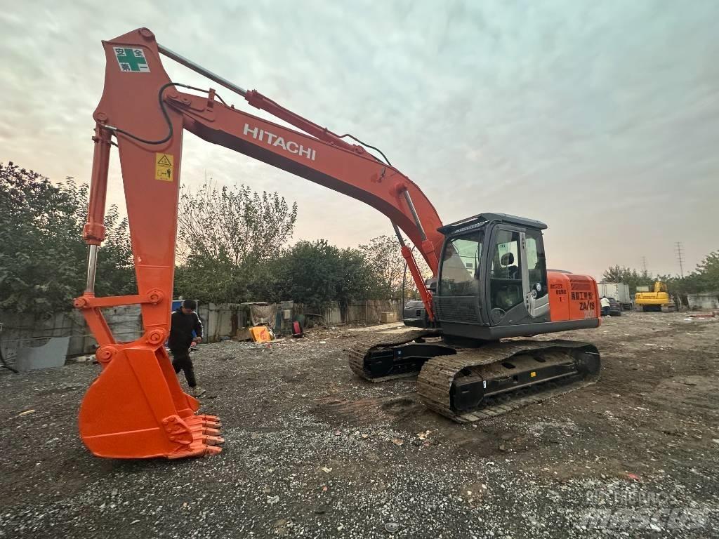 Hitachi ZX 200 Lánctalpas kotrók
