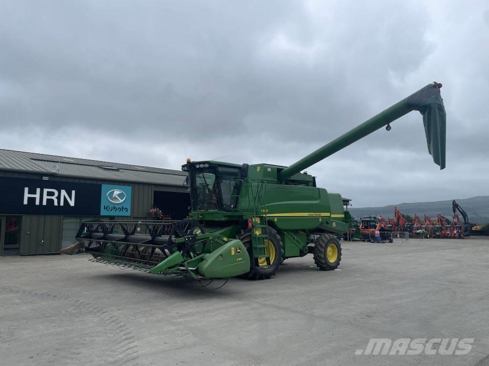 John Deere T 550 Kombájnok