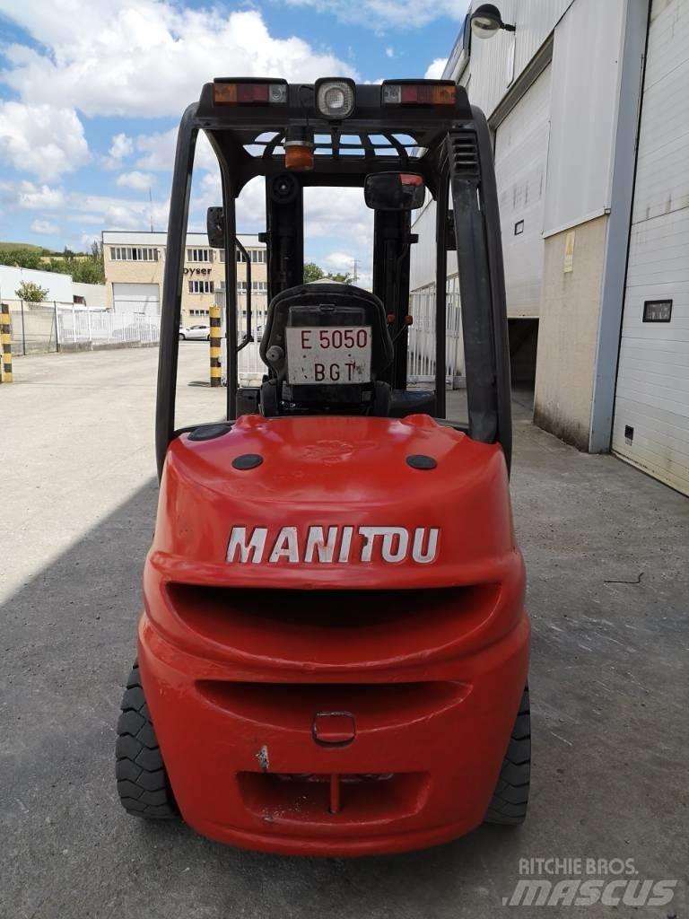 Manitou MI25D Gázüzemű targoncák