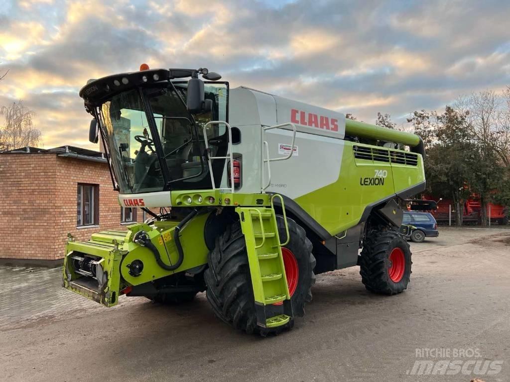 CLAAS 740 Kombájnok