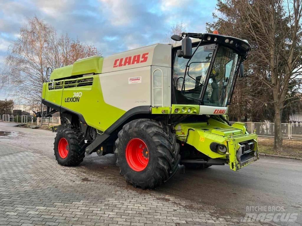 CLAAS 740 Kombájnok