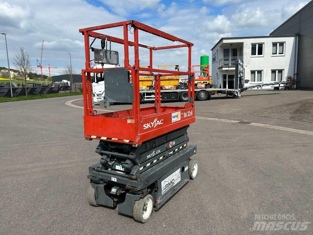 SkyJack SJ III 3219 Ollós emelők