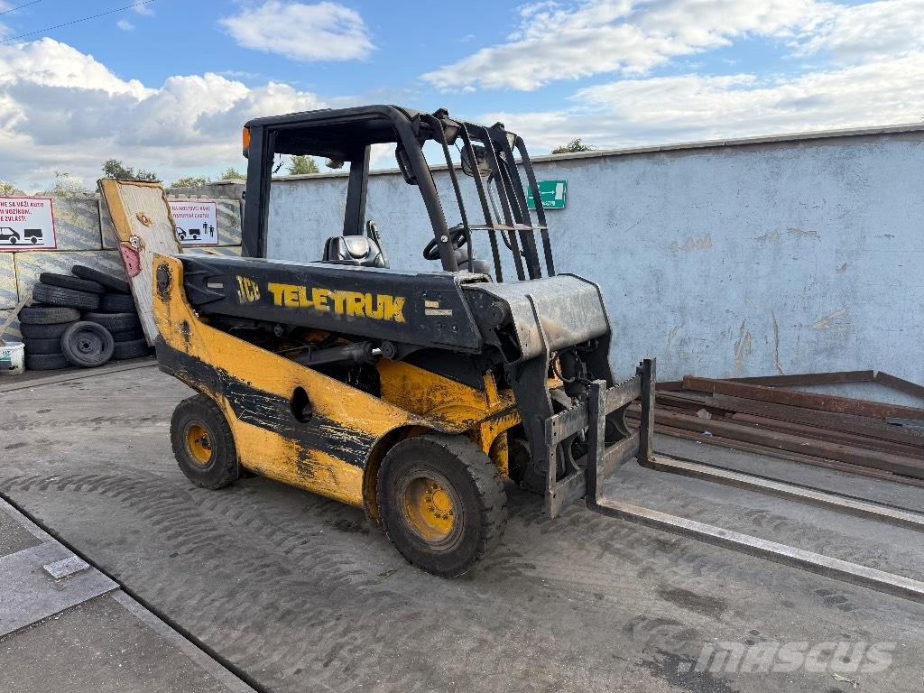 JCB Teletruk 30 D Teleszkópos rakodók