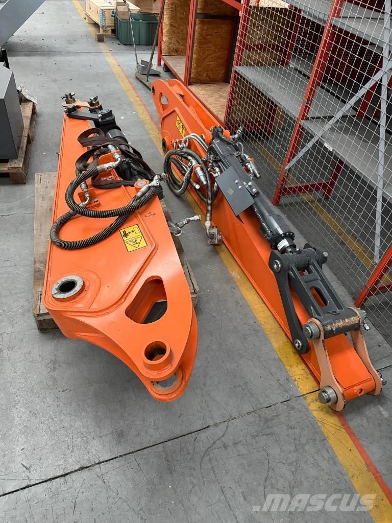 Develon DX 100 W-7 Gumikerekes kotrók