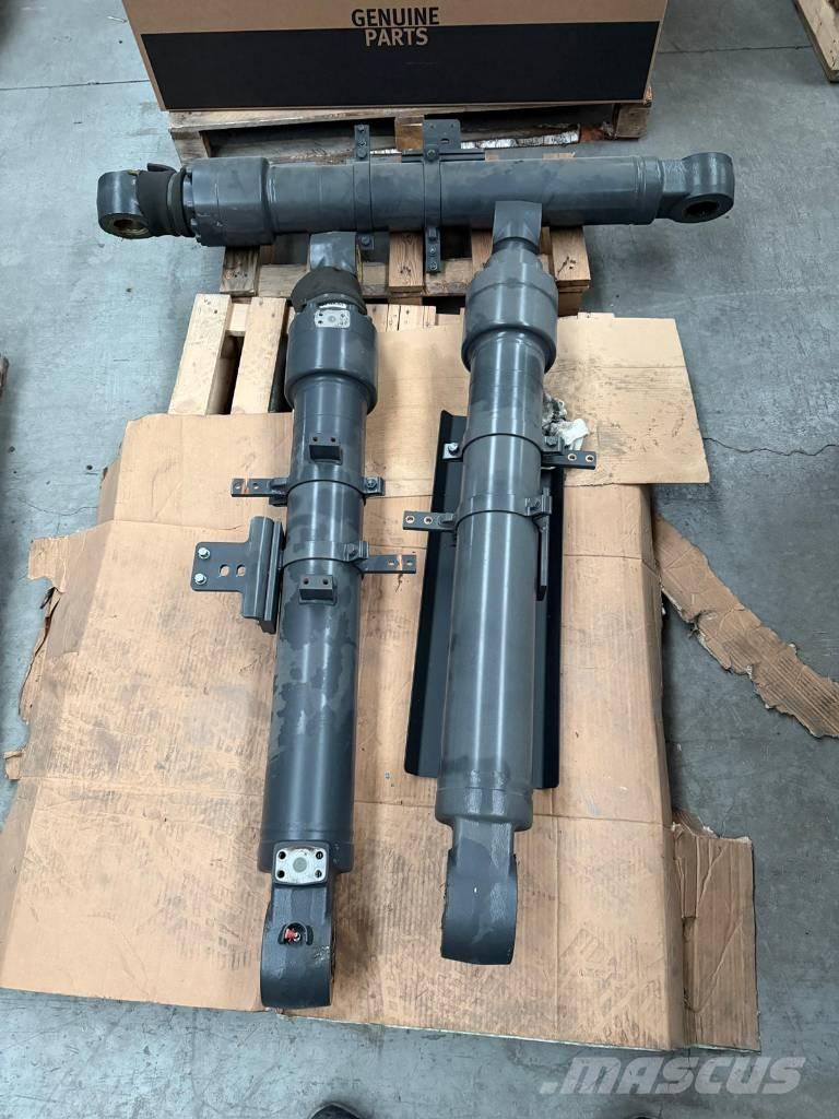 Develon DX 100 W-7 Gumikerekes kotrók