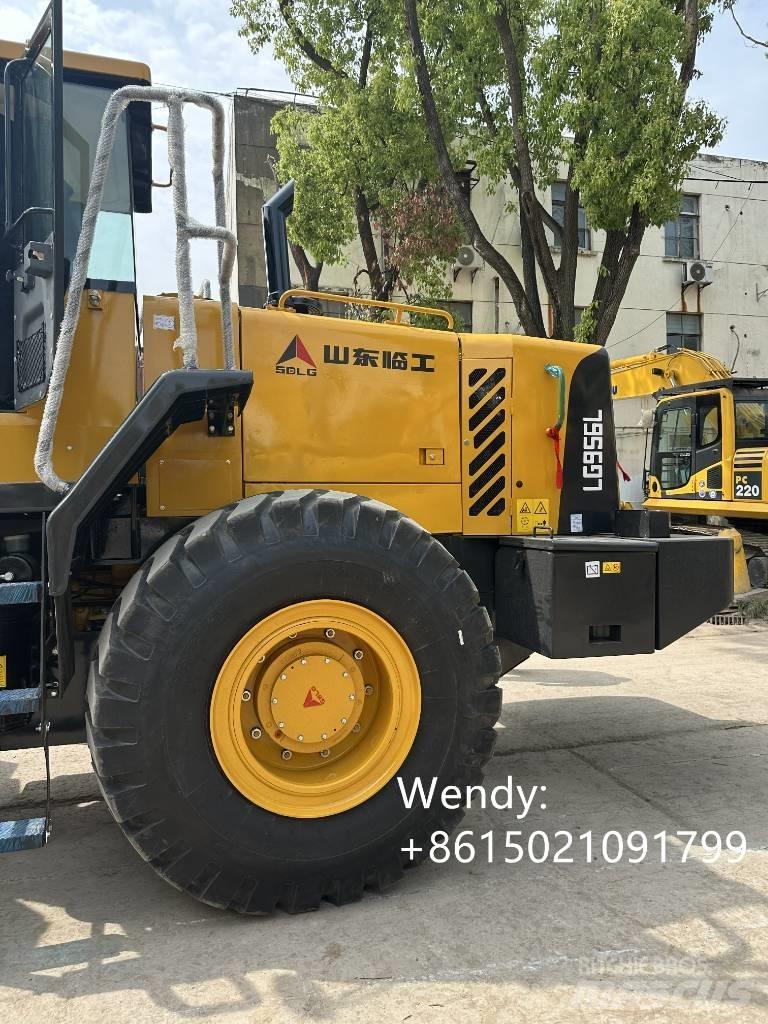 SDLG LG956L Gumikerekes homlokrakodók