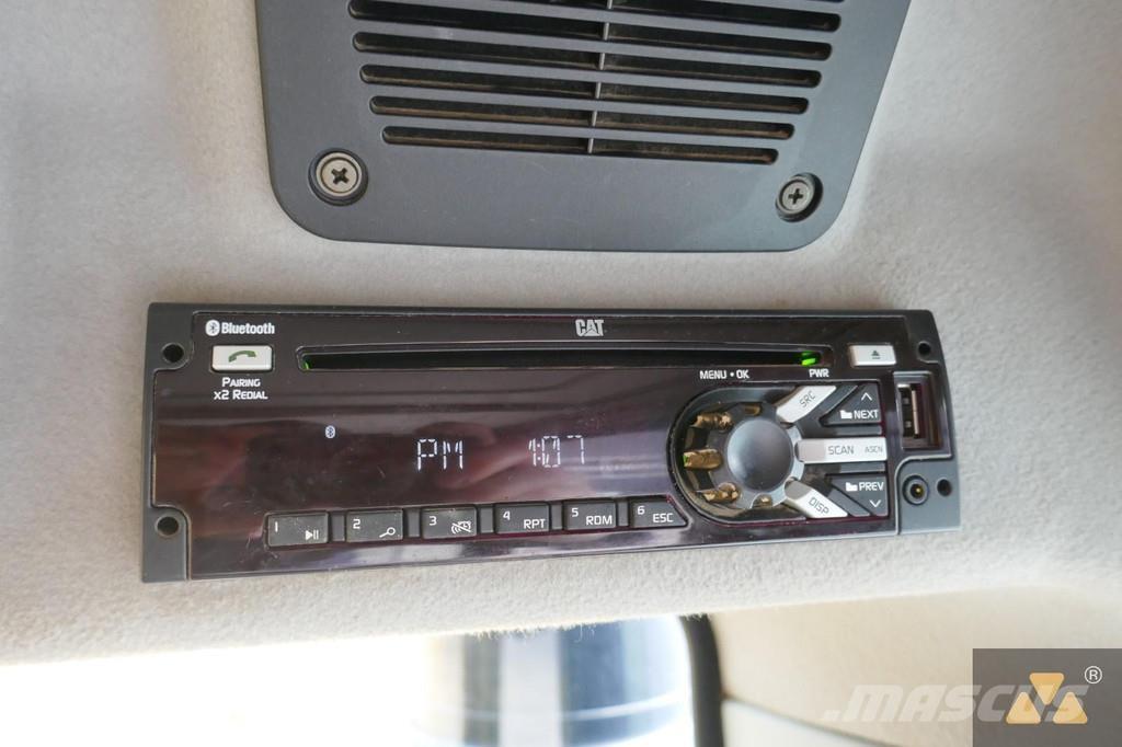 CAT 325F LCR Lánctalpas kotrók