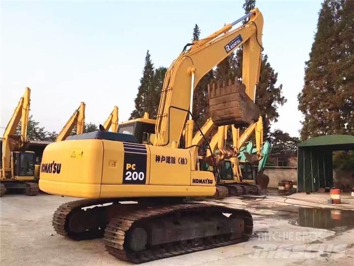 Komatsu PC 200-7 Lánctalpas kotrók