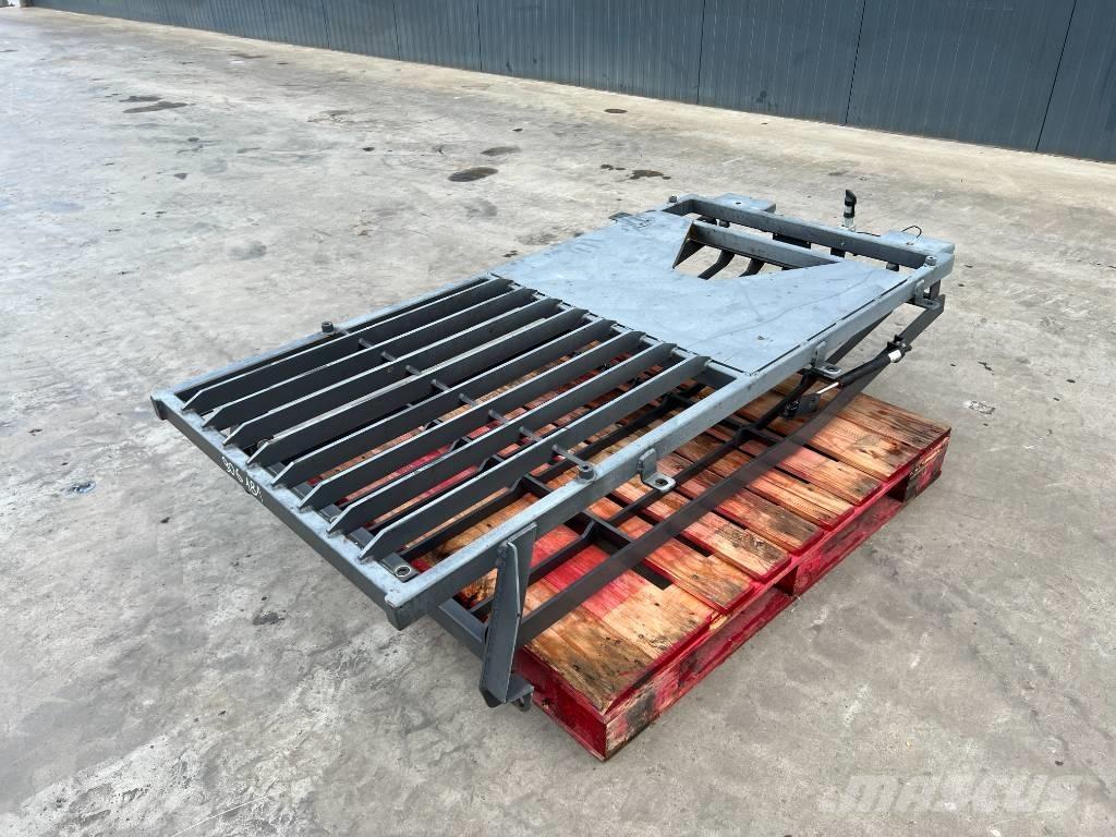 Doosan DX180 / DX225 Vezetőfülke és belső tartozékok