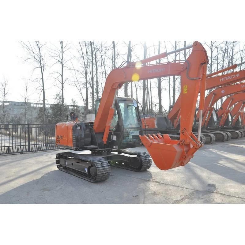 Hitachi zx70 Közepes (midi) kotrók 7 t - 12 t