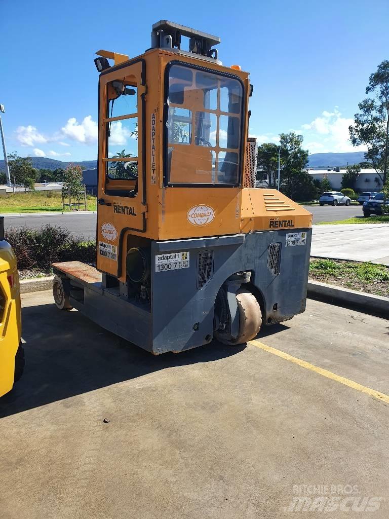 Combilift C3000 Oldalvillás targonca