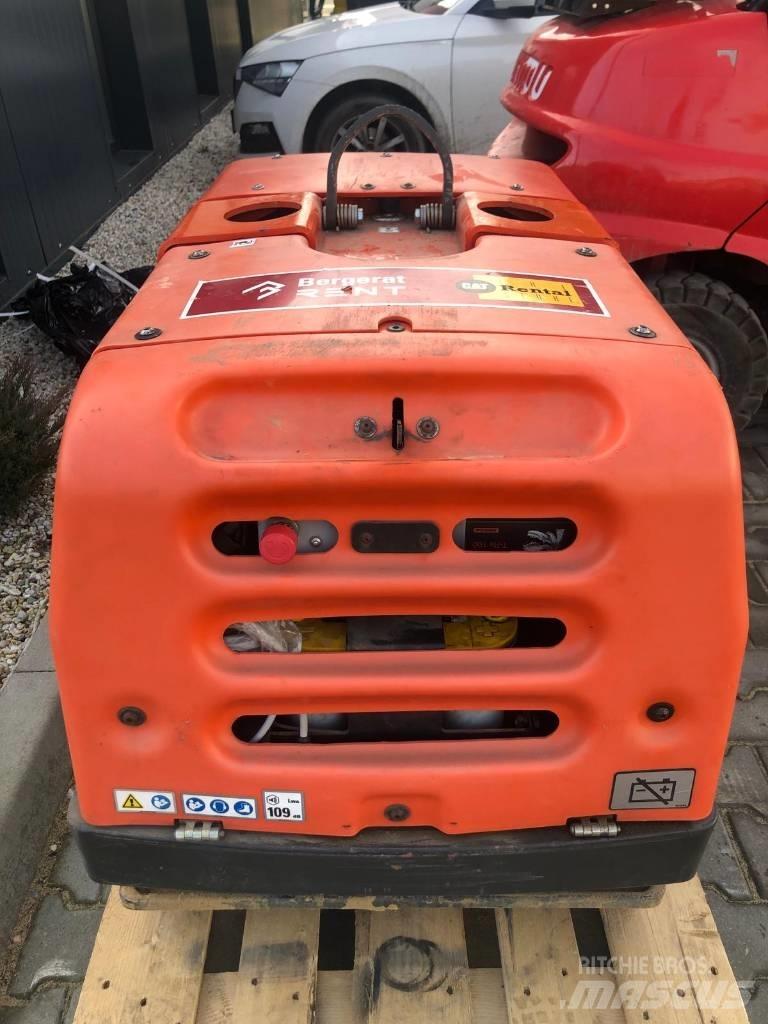 Husqvarna LH804 Talajtömörítő gépek