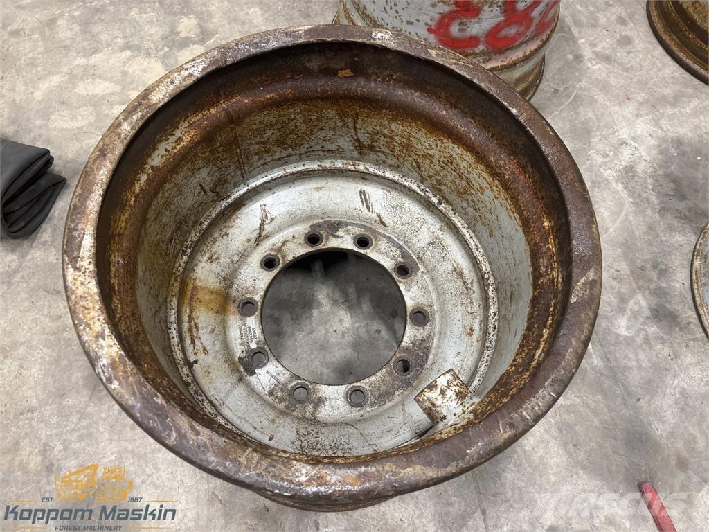 Valmet 860 24x26,5 Gumiabroncsok, kerekek és felnik