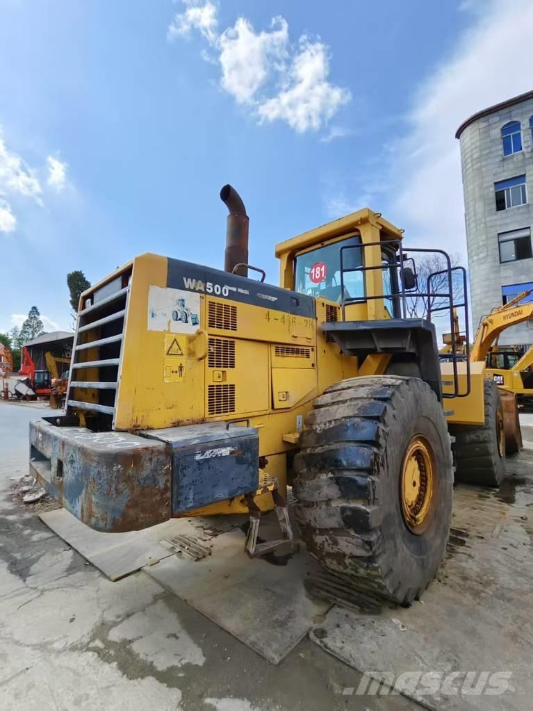 Komatsu WA 500 Gumikerekes homlokrakodók