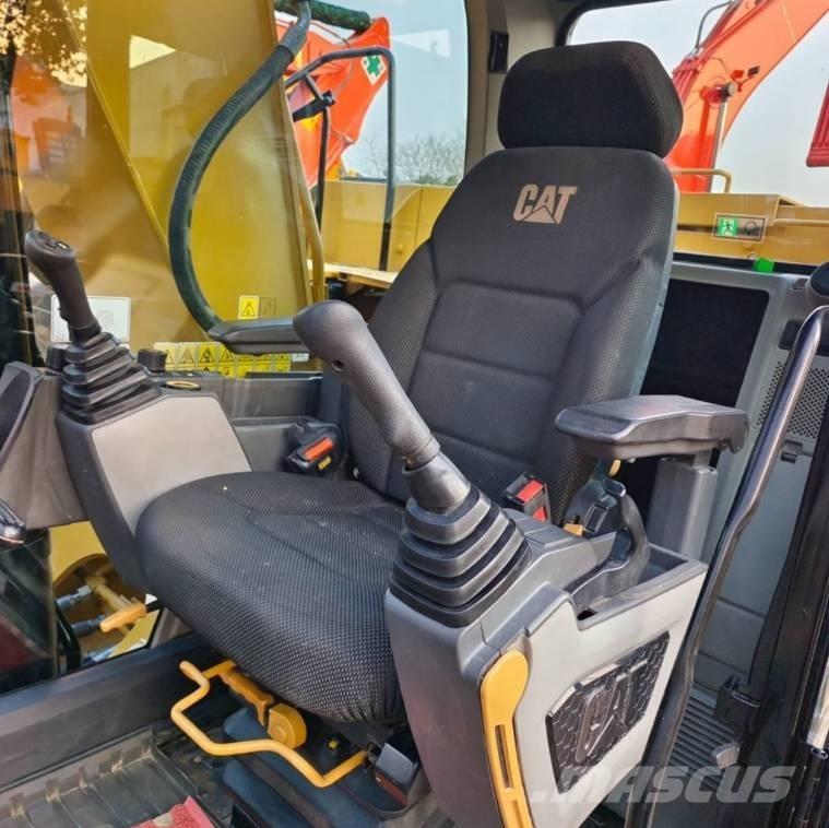 CAT 320 GC Lánctalpas kotrók