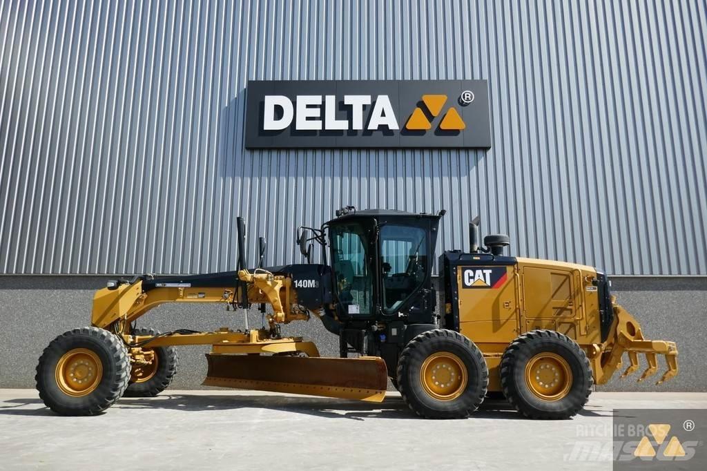 CAT 140M3 Gréderek