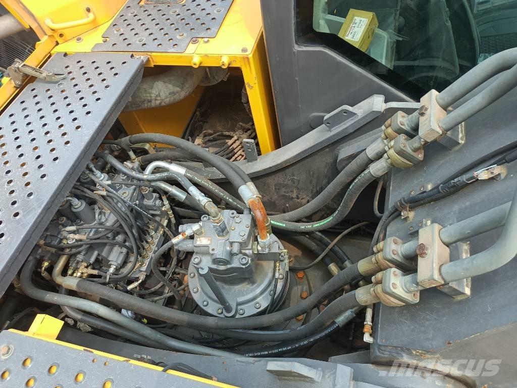 Volvo ec250 Lánctalpas kotrók