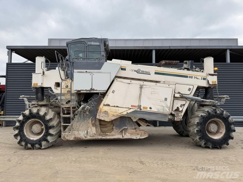 Wirtgen WR 2500S Aszfalt aprítók