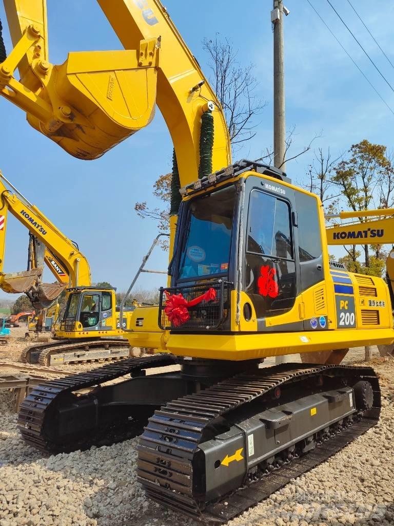 Komatsu PC 200-8N1 Lánctalpas kotrók