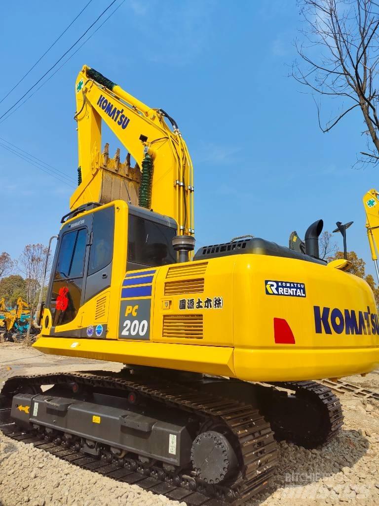 Komatsu PC 200-8N1 Lánctalpas kotrók