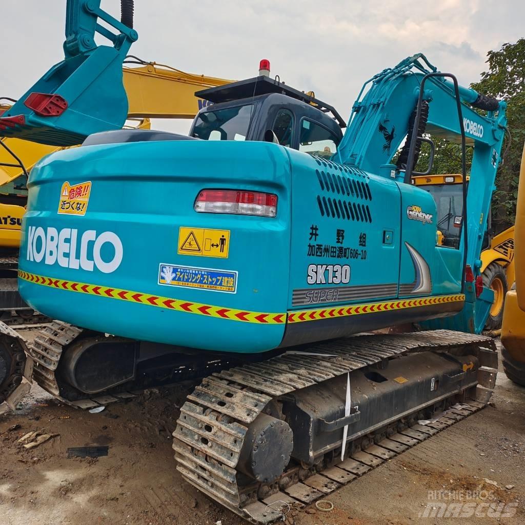Kobelco SK 140 Lánctalpas kotrók