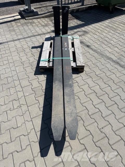 Linde 2400 MM Villák