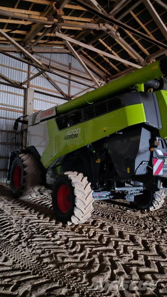 CLAAS Lexion 6700 Kombájnok