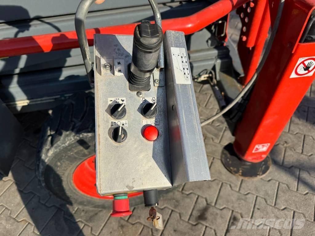 SkyJack 9250RT Ollós emelők