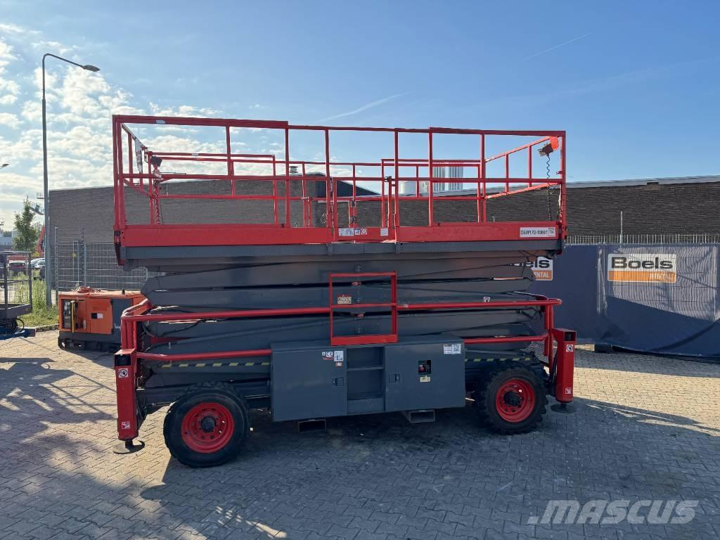 SkyJack 9250RT Ollós emelők