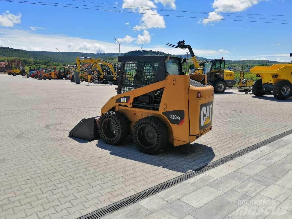 CAT 226 B 3 Kompaktrakodók