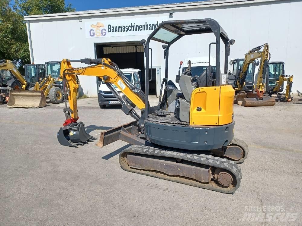 Bobcat E 26 Mini kotrók < 7t