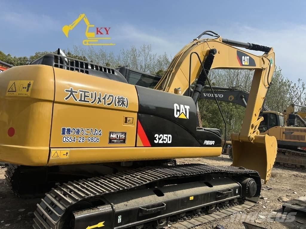 CAT 325 Lánctalpas kotrók