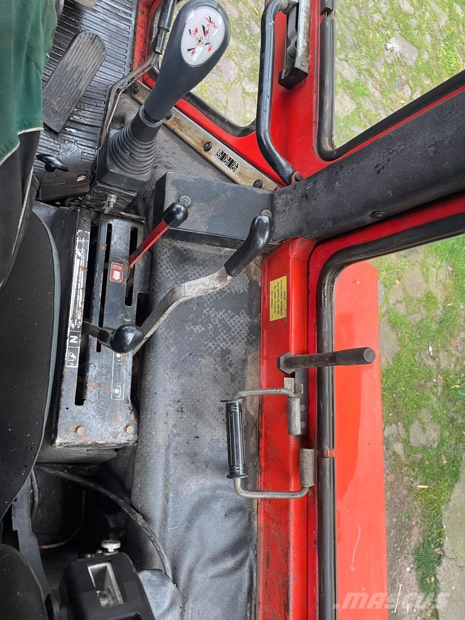 Belarus MTS 82 Traktorok