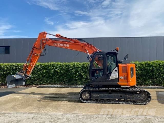 Hitachi ZX 135 US-6 Lánctalpas kotrók