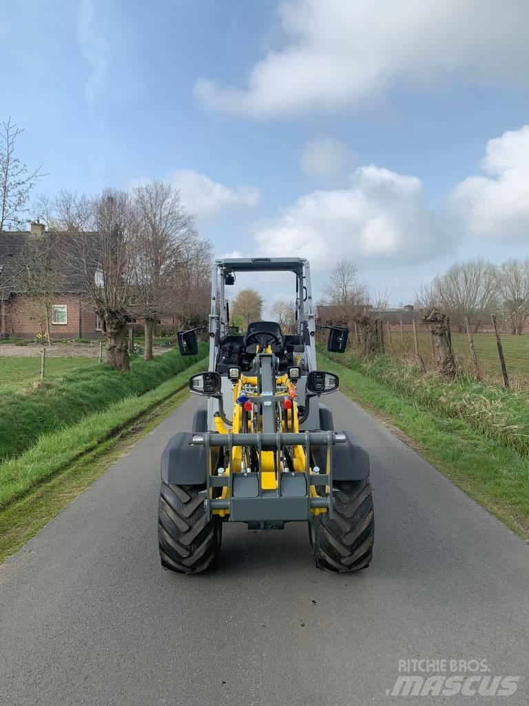 Wacker Neuson WL28 Gumikerekes homlokrakodók