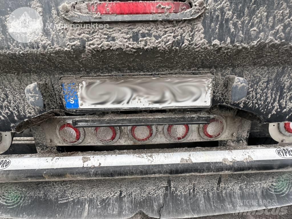 Jyki V 42 T00 Rönkszállító pótkocsik