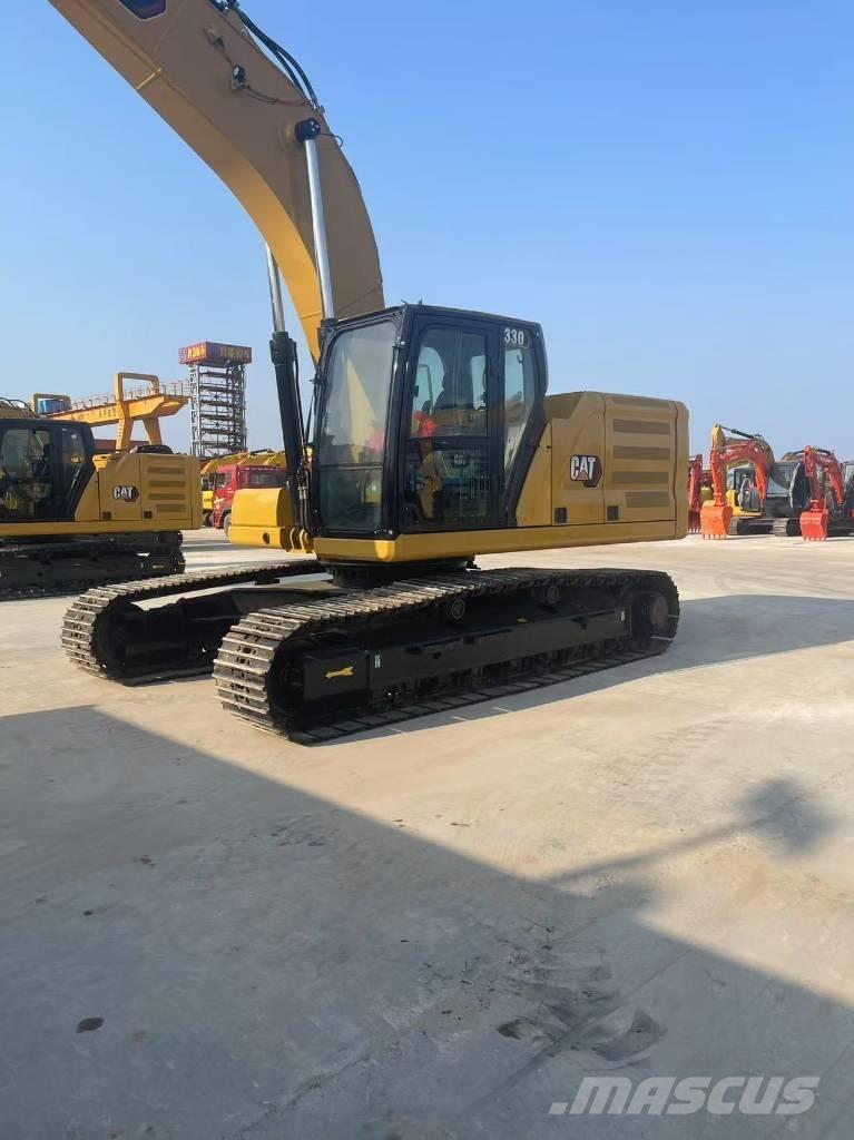 CAT 330 Lánctalpas kotrók