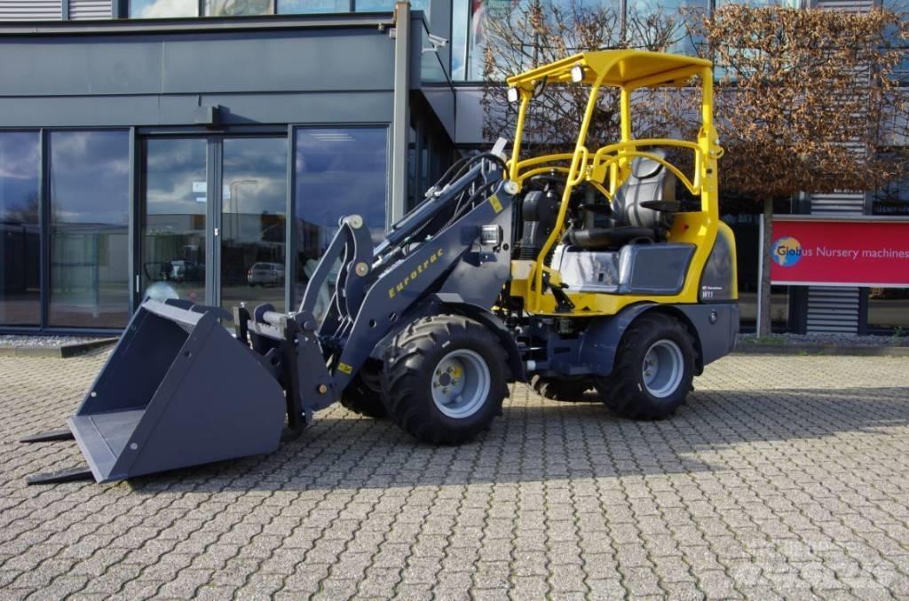 Eurotrac W11 Gumikerekes homlokrakodók