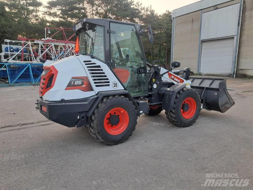 Bobcat L 85 Gumikerekes homlokrakodók