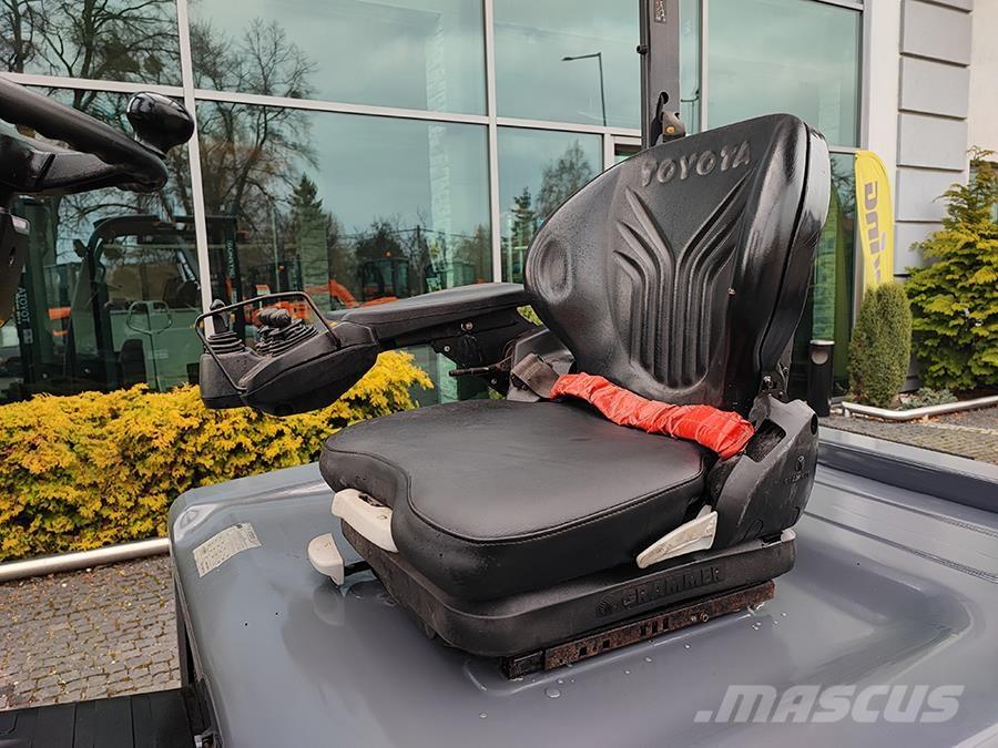 Toyota 8FBMT25 Elektromos targoncák