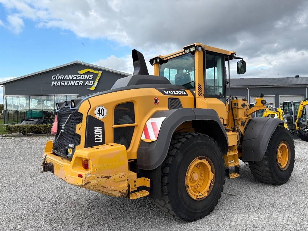 Volvo L 120 H Gumikerekes homlokrakodók