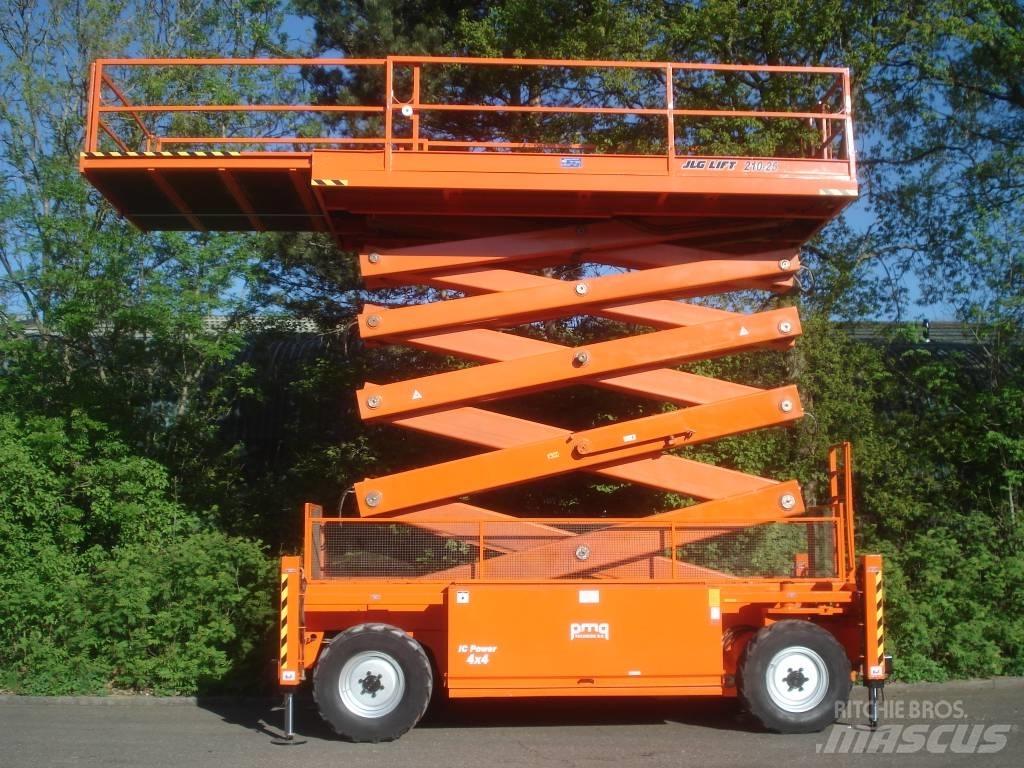 JLG 210-25 Ollós emelők