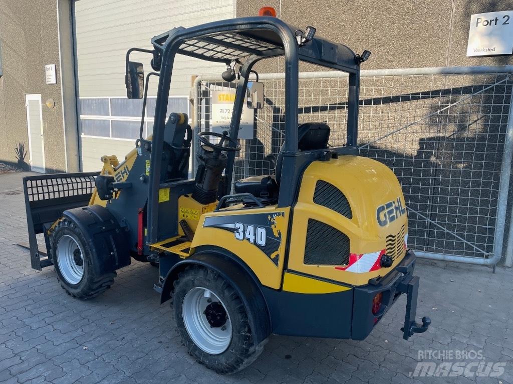 Gehl AL340 Mini homlokrakodók